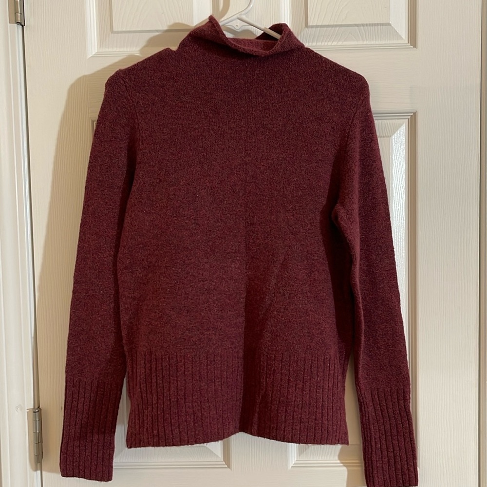 Madewell mock t-neck sweater- size Medium